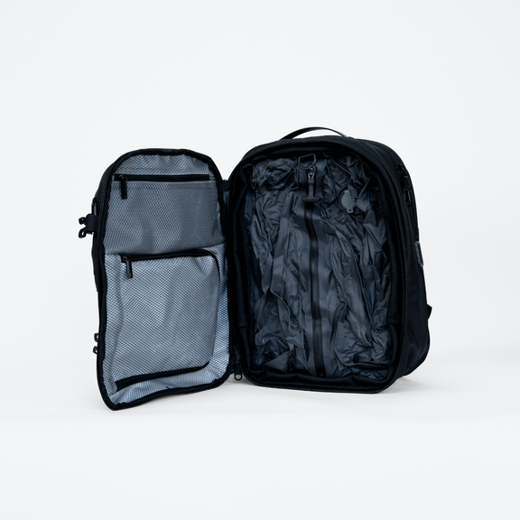 Airback GO: accessory size backpack - Matt Black - Airback