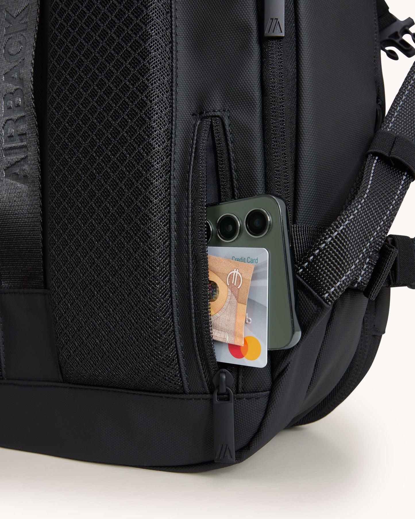 Airback GO (Under Seat) - Matt Black