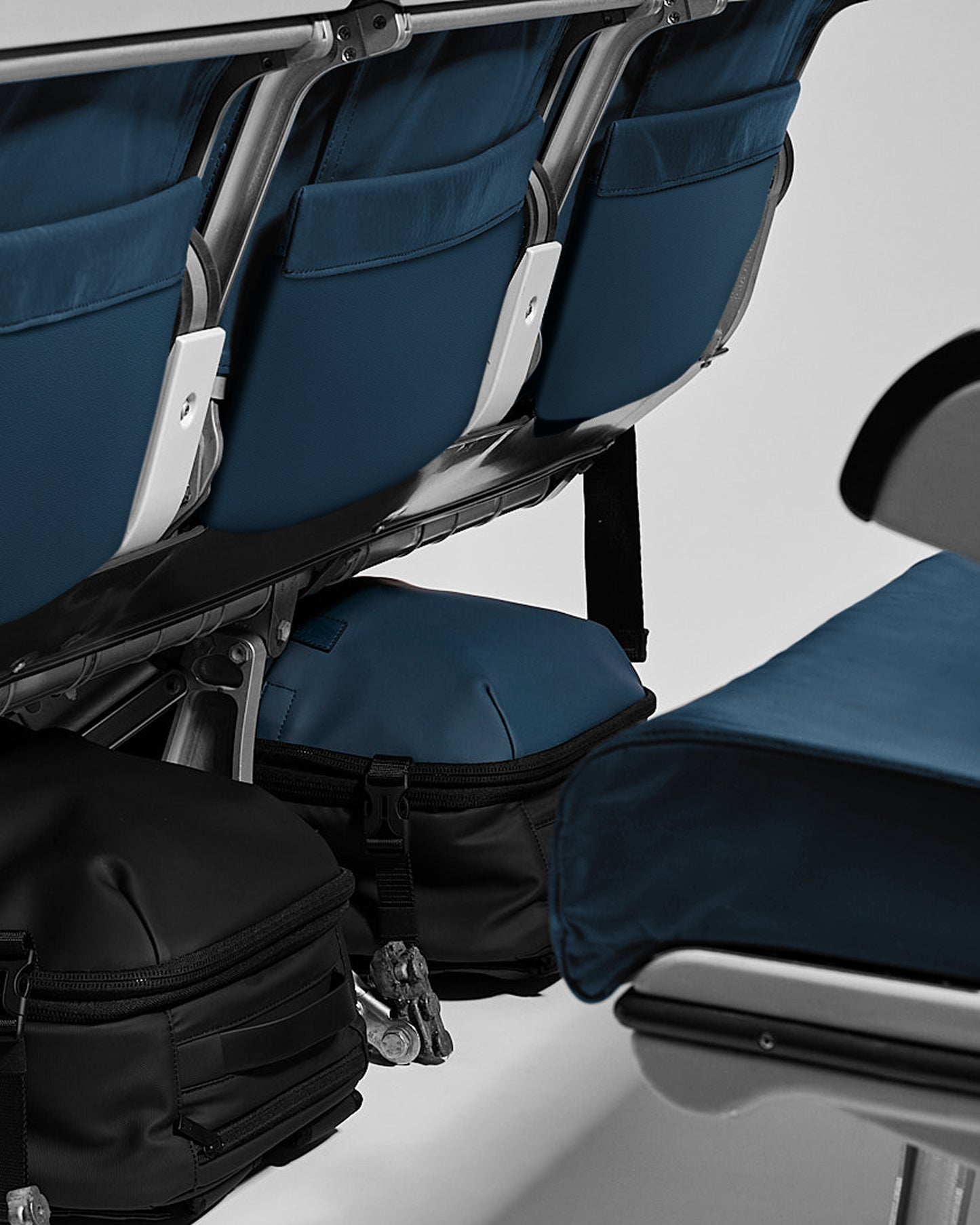 FLEX (Under-Seat)
