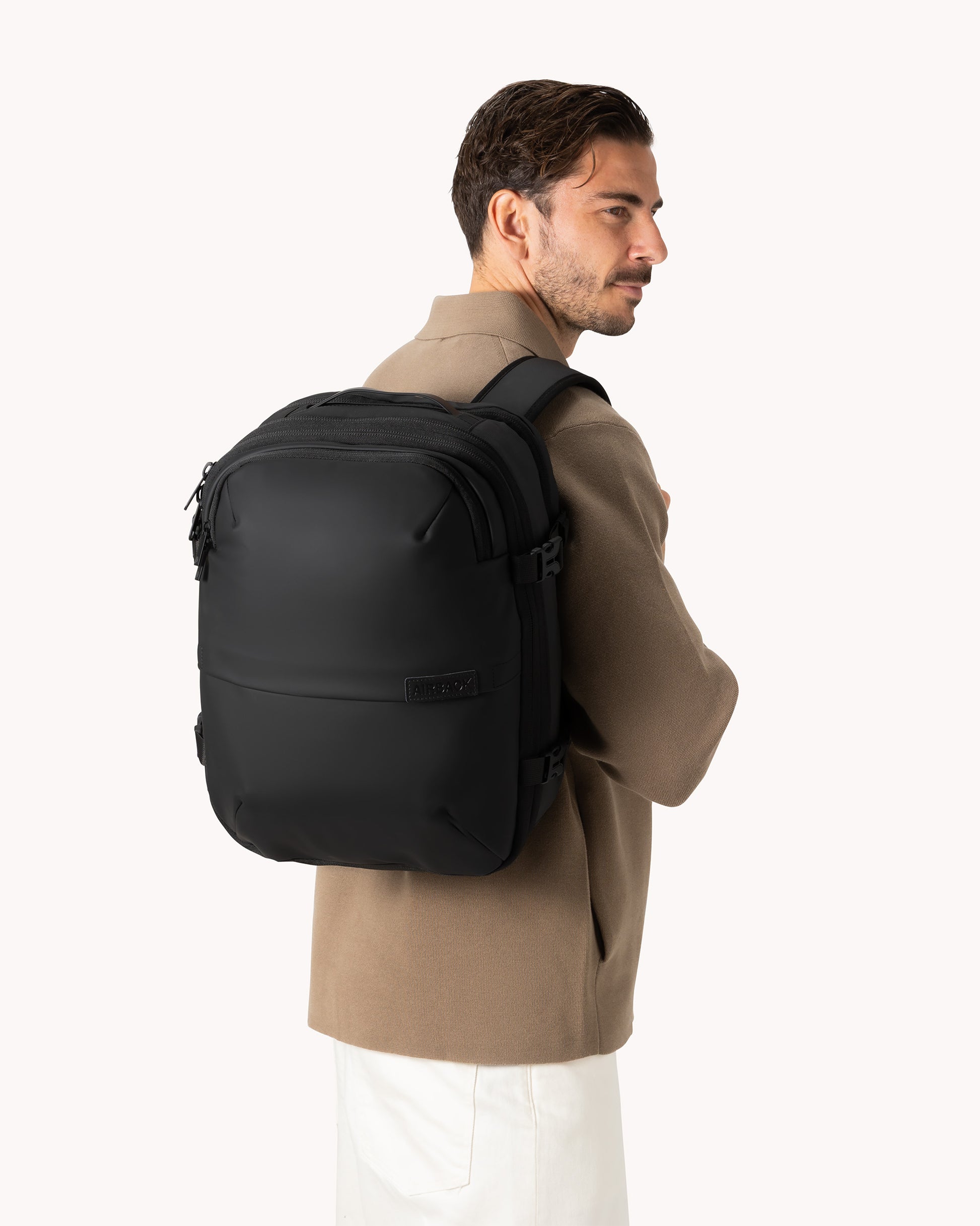 Vacuum Backpack for Travel (Under-Seat) – Matt Black | Airback Vacuum Backpack for Travel (Under-Seat) – Matt Black | Airback