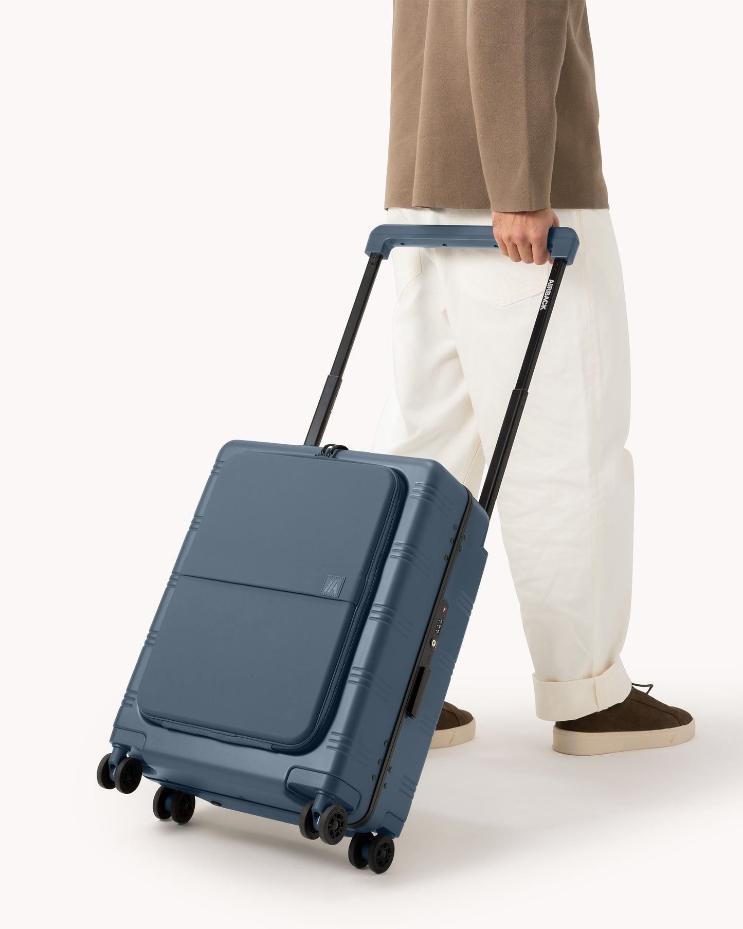NEXT (Carry-On)