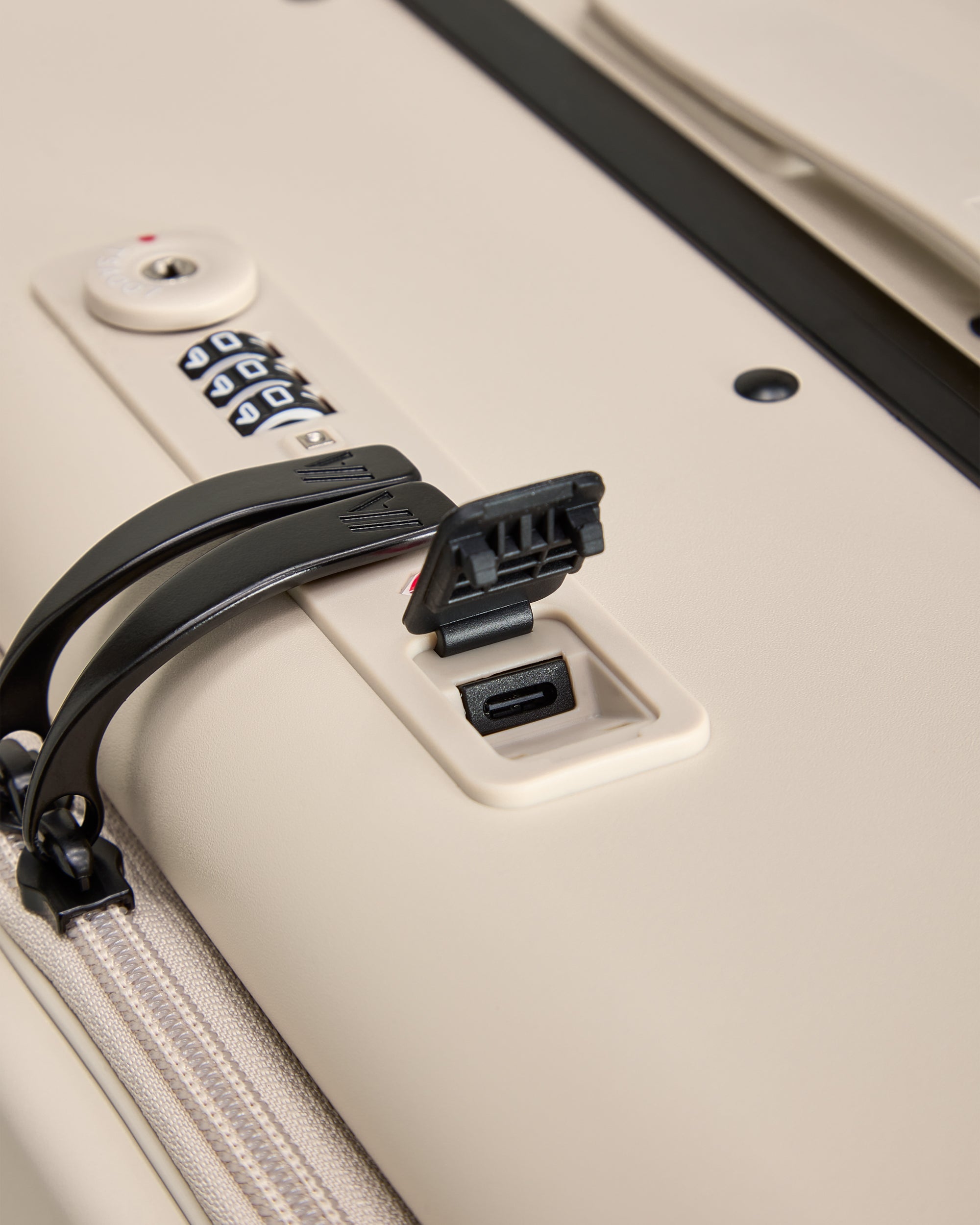 Zipperless Aluminum Carry-On Suitcase – Light Sand | Airback - Airback