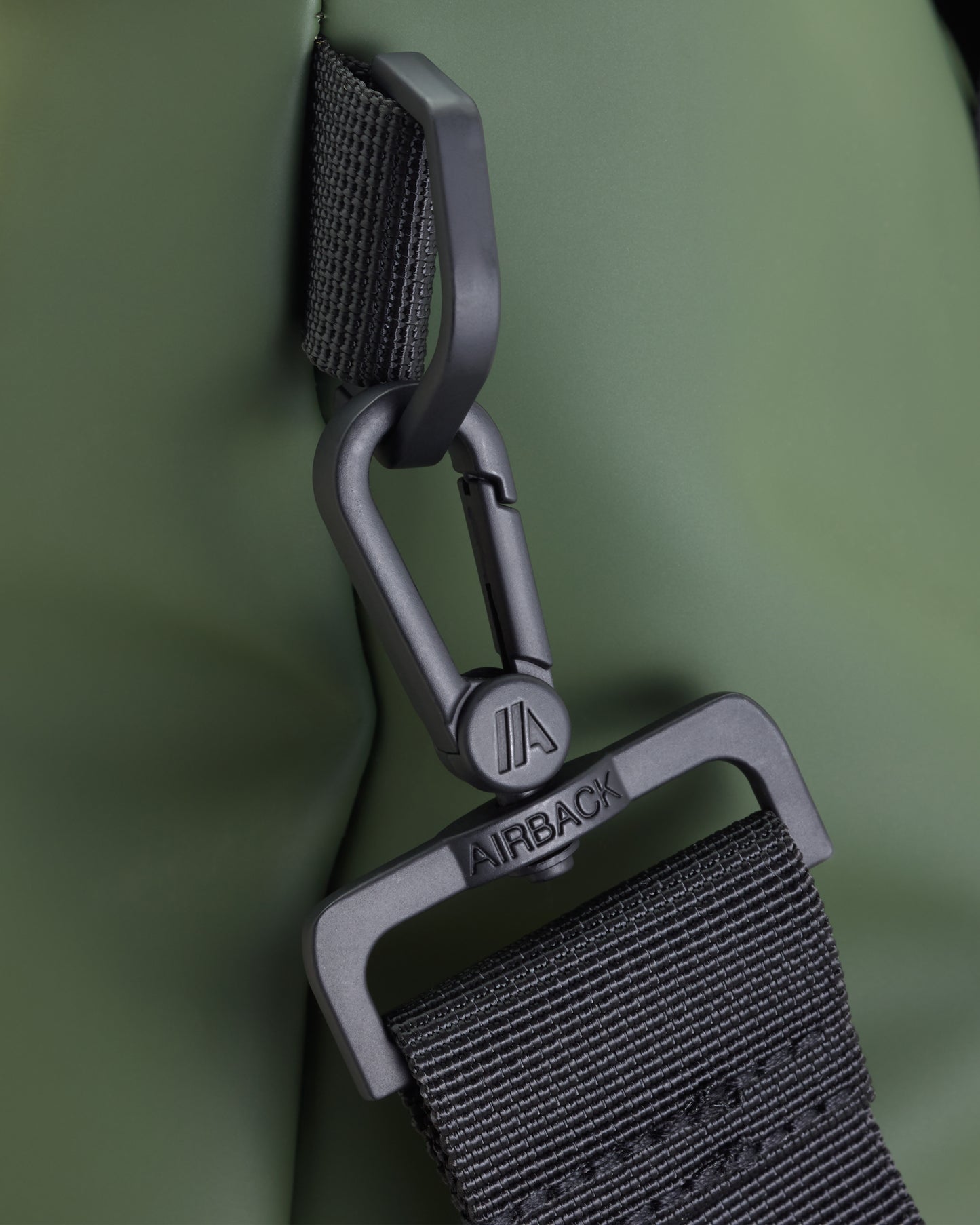 TOTE (Under-Seat)